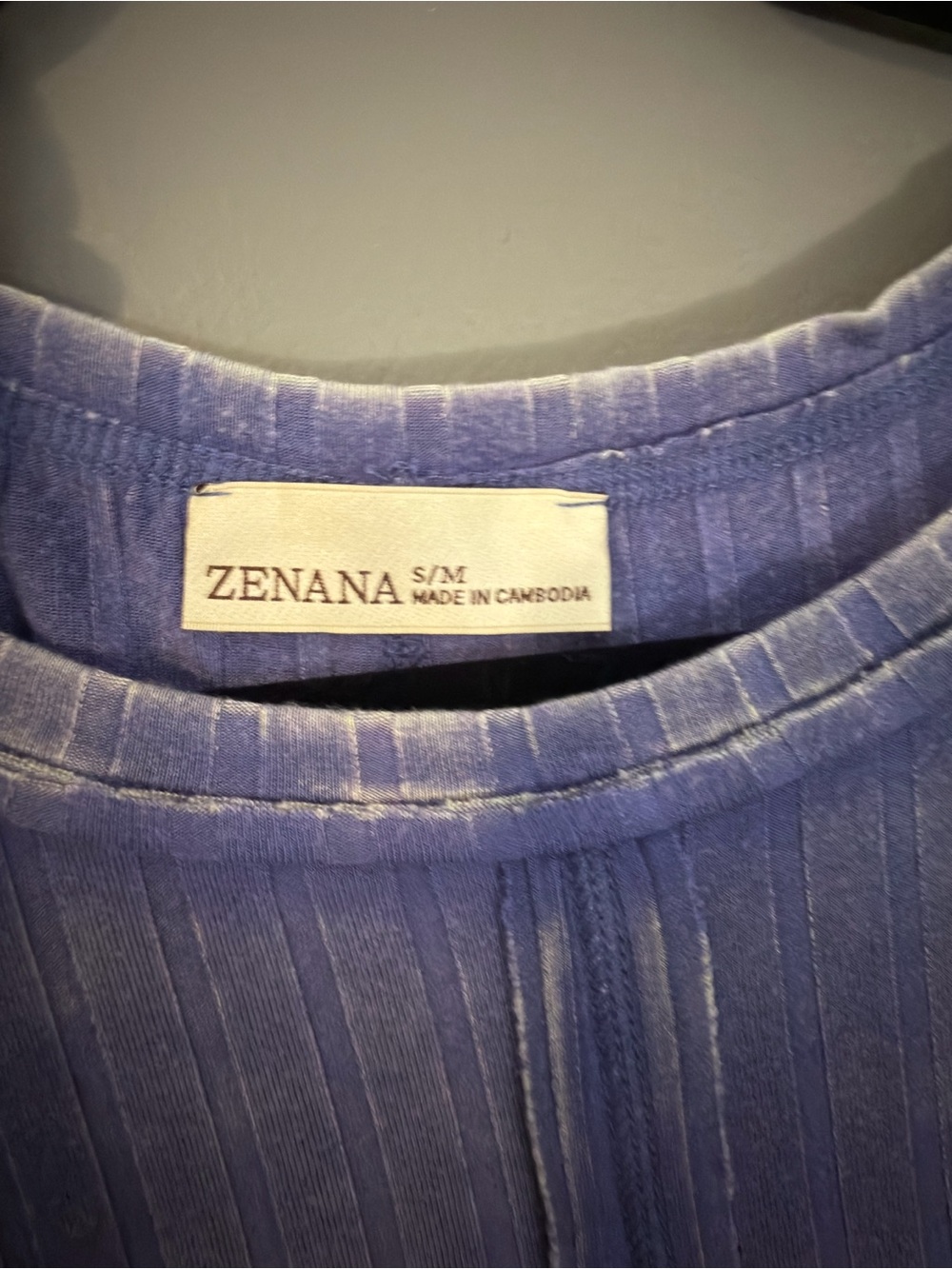 Subcategory classification for women's jeans image